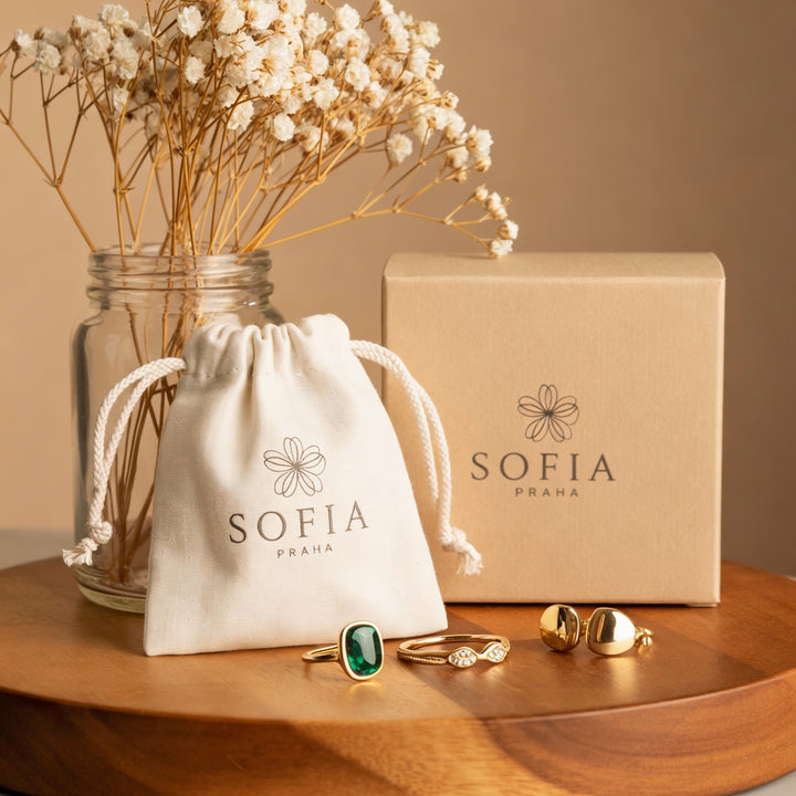 Sada náhrdelníku a náušnic z přírodních perel